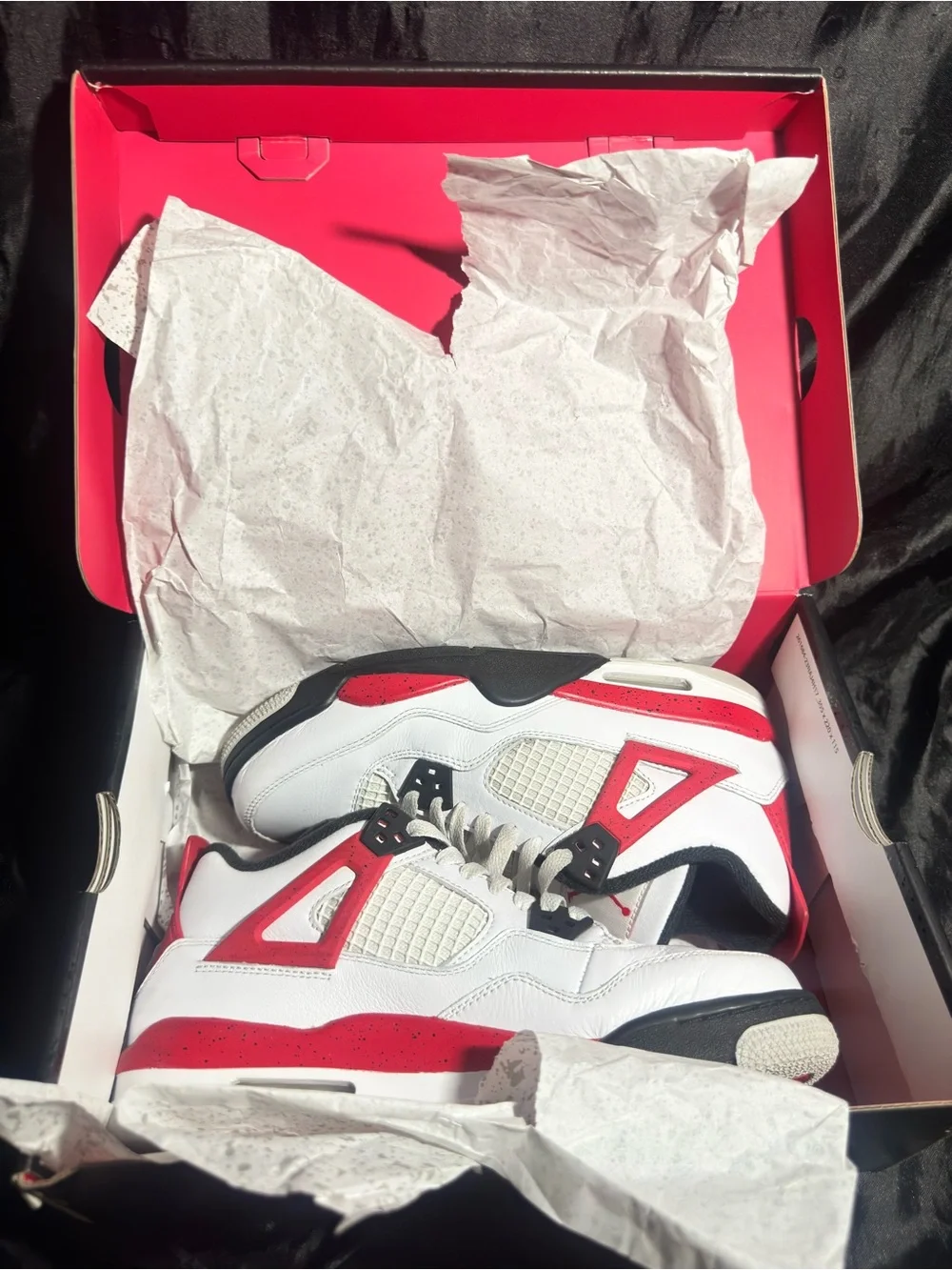 Air Jordan 4 Retro ‘Red Cement’
